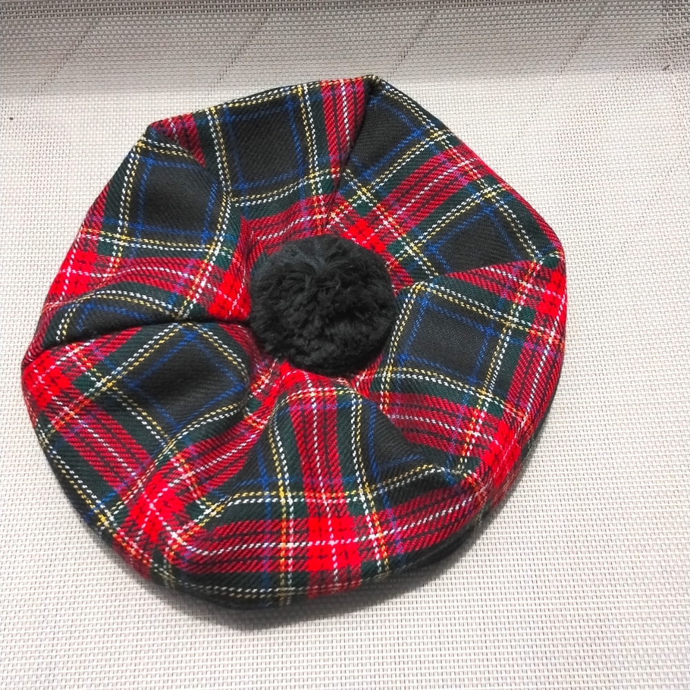 Highland Home Industries pure new wool Scotland Tartan Tam O'Shanter